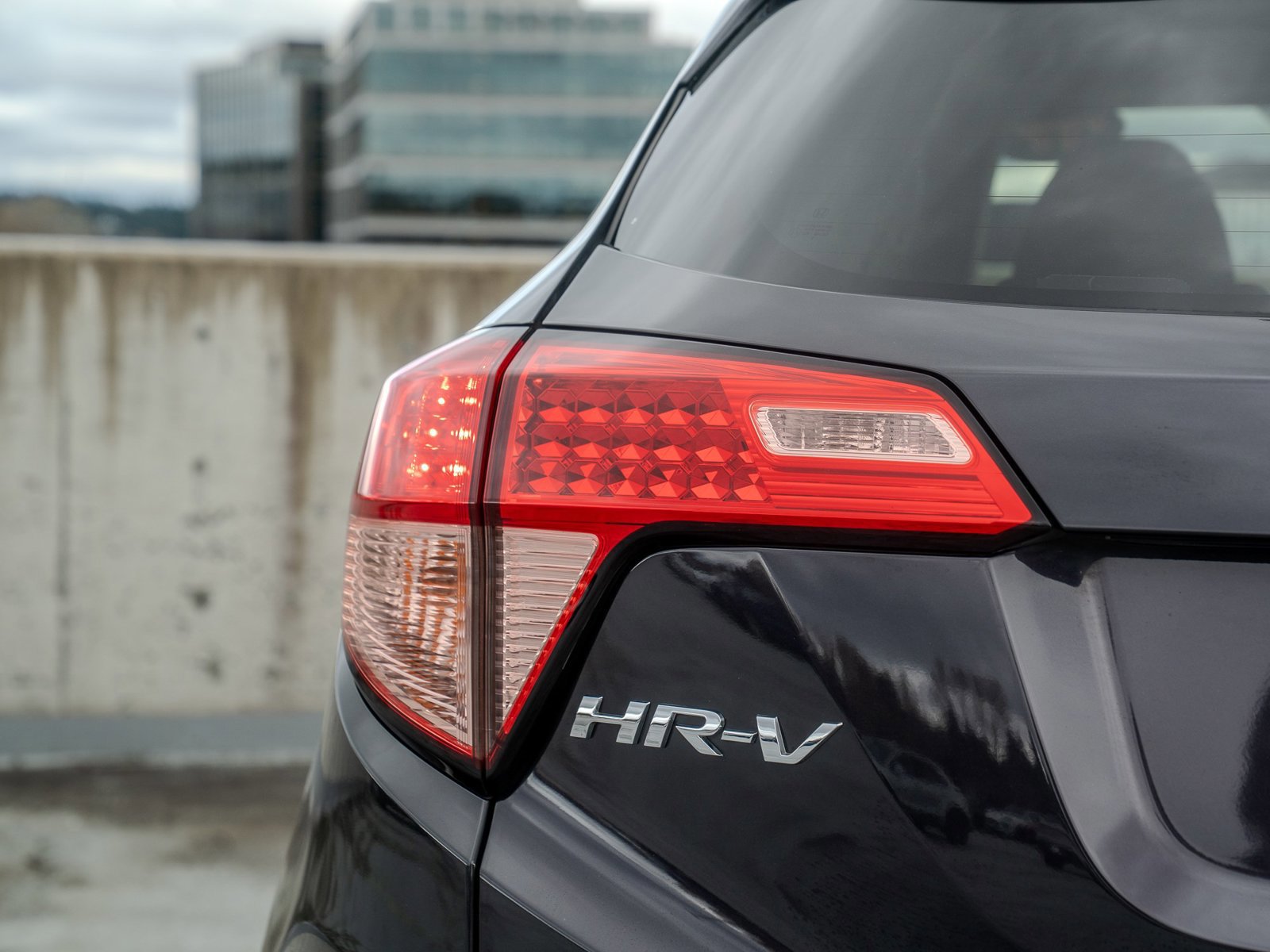 Used 2017 Honda HR-V EX image 10