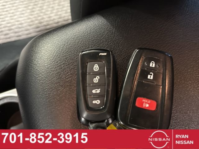 Used 2024 Toyota 4Runner SR5 image 17