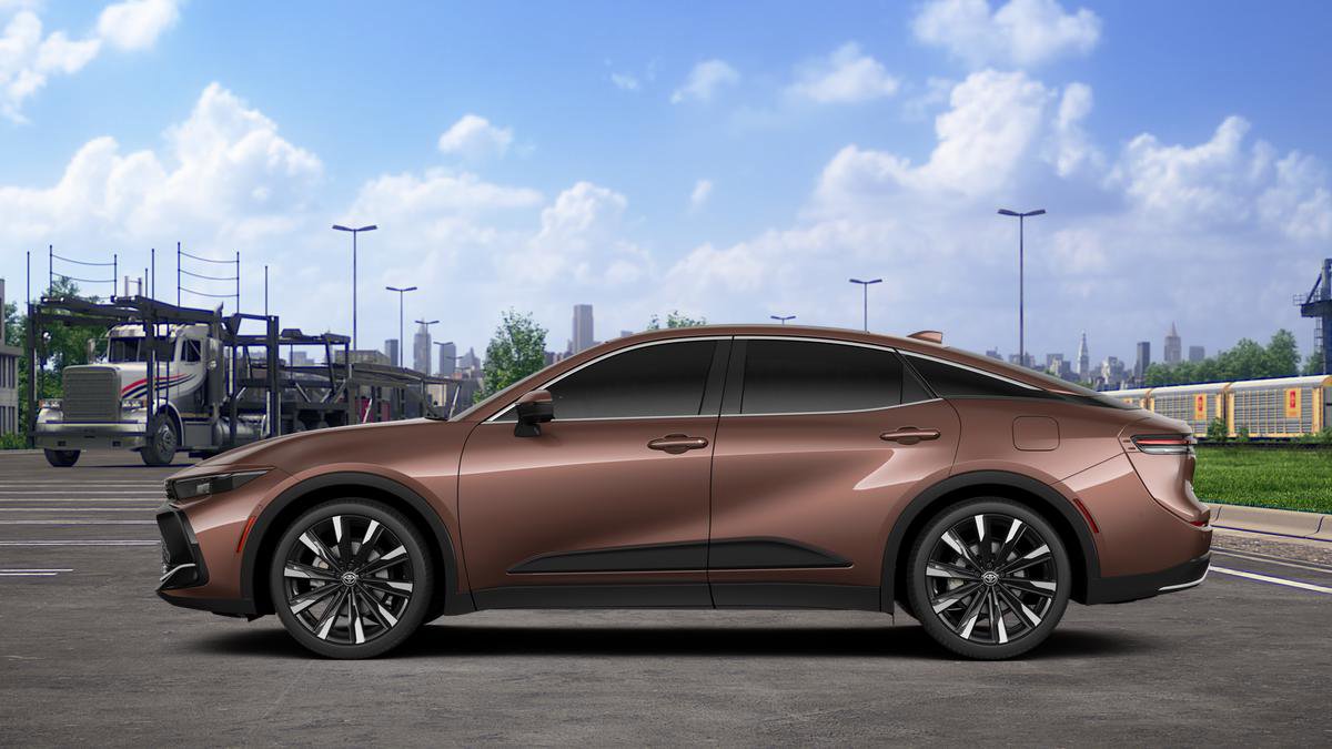 New 2026 Toyota Crown Platinum image 37