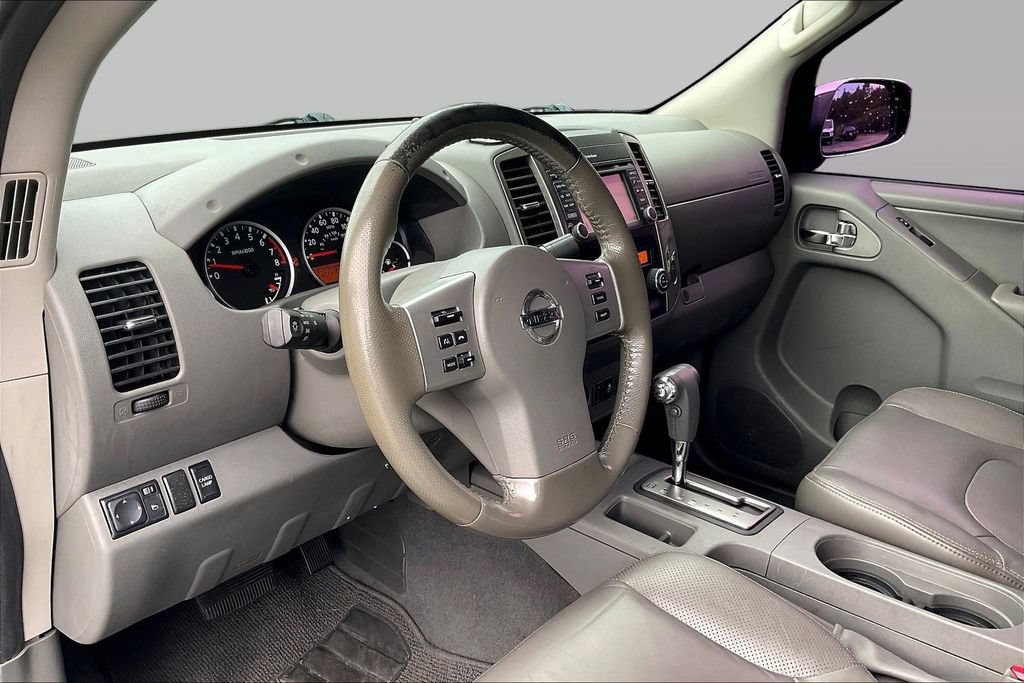 Used 2019 Nissan Frontier SL RWD image 14