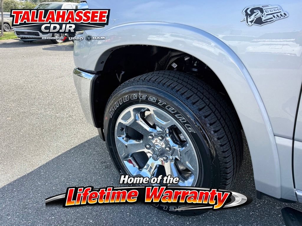 New 2026 RAM 1500 4x4 Crew Cab image 12