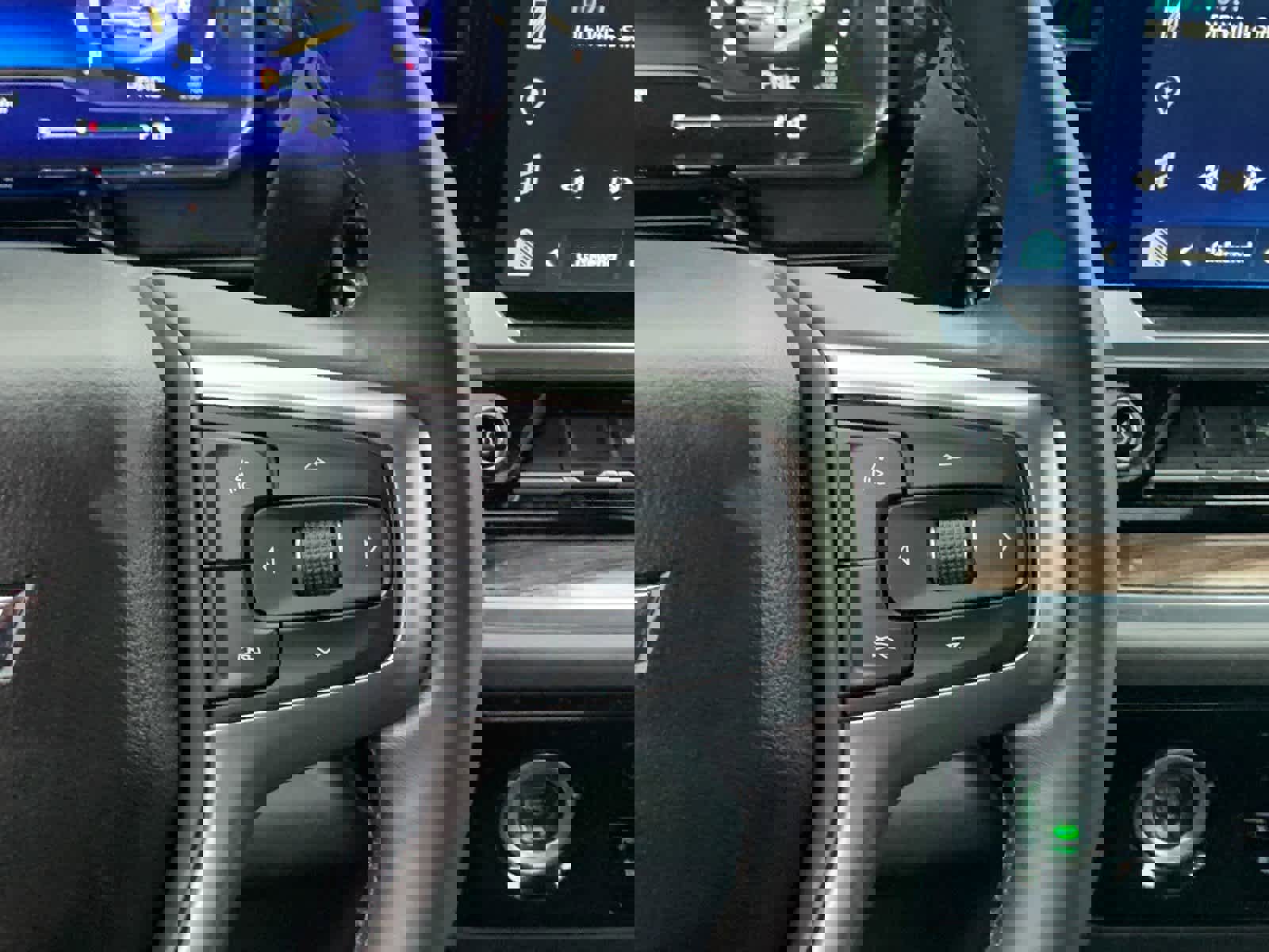 Used 2023 Chevrolet Silverado 1500 LT image 19