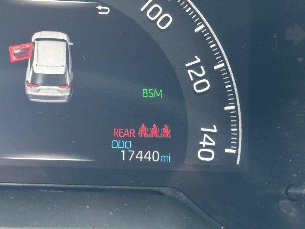 Certified 2025 Toyota RAV4 SE AWD/4WD image 27