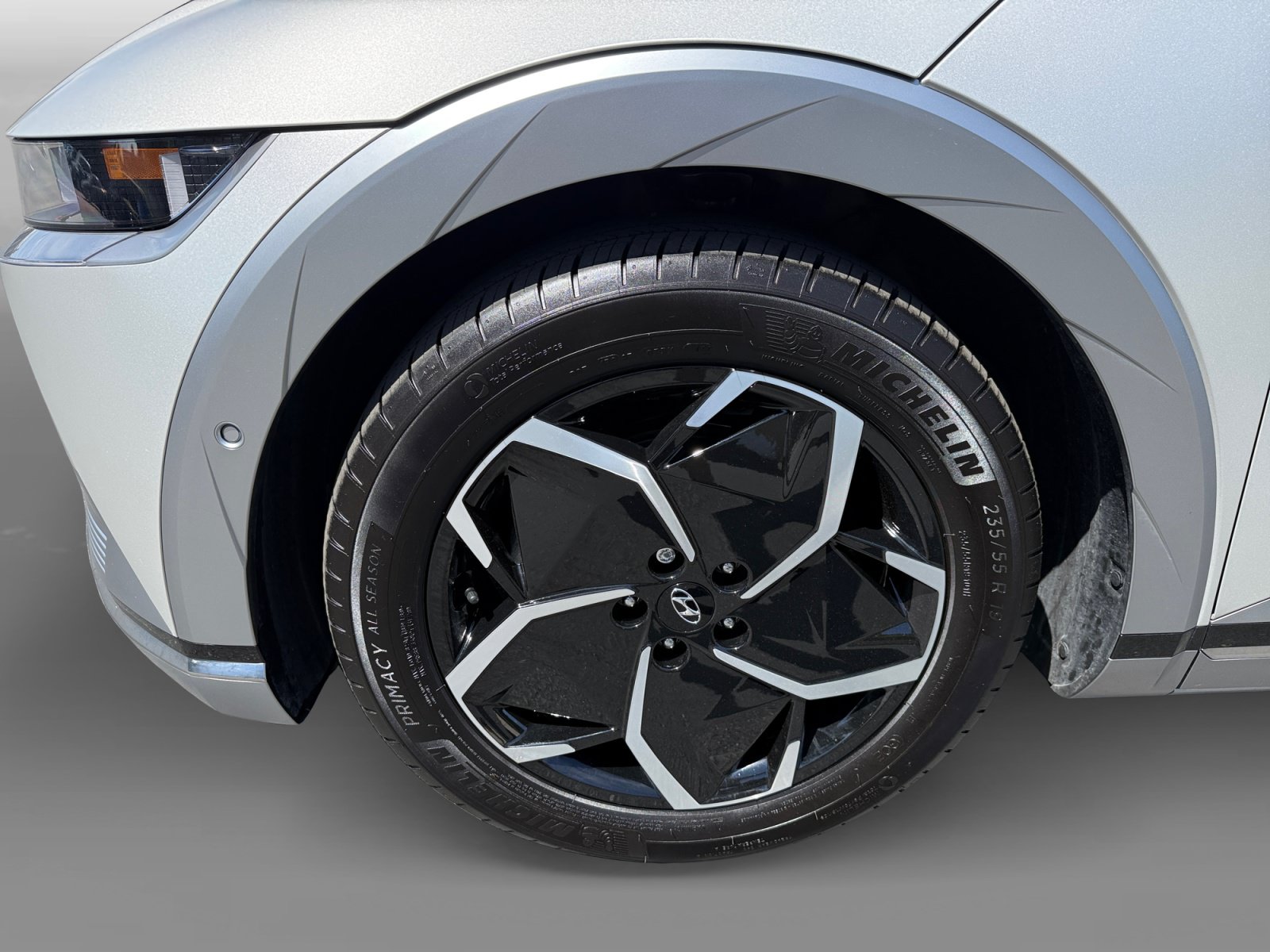 Certified 2023 Hyundai Ioniq 5 Limited RWD image 9