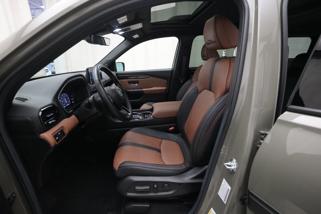 Certified 2026 Honda Passport TrailSport Elite image 7