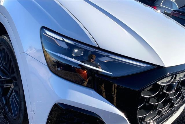 Used 2024 Audi SQ8 Premium Plus w/ Executive Package image 28