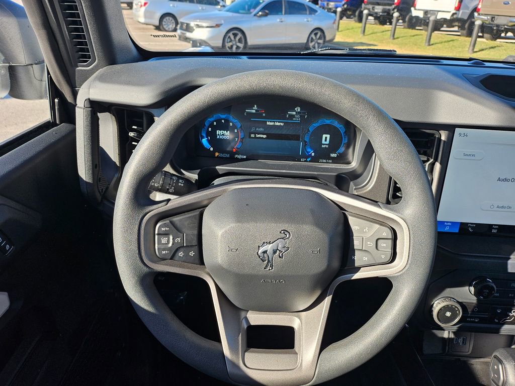New 2025 Ford Bronco 2-Door image 7