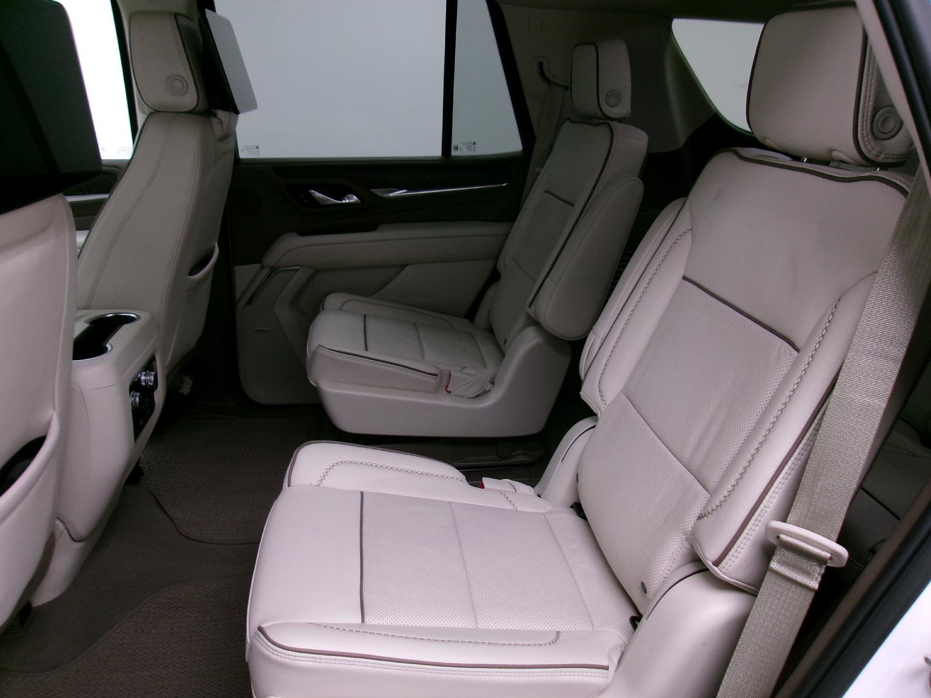 Certified 2024 GMC Yukon Denali w/ Advanced Technology Package image 10