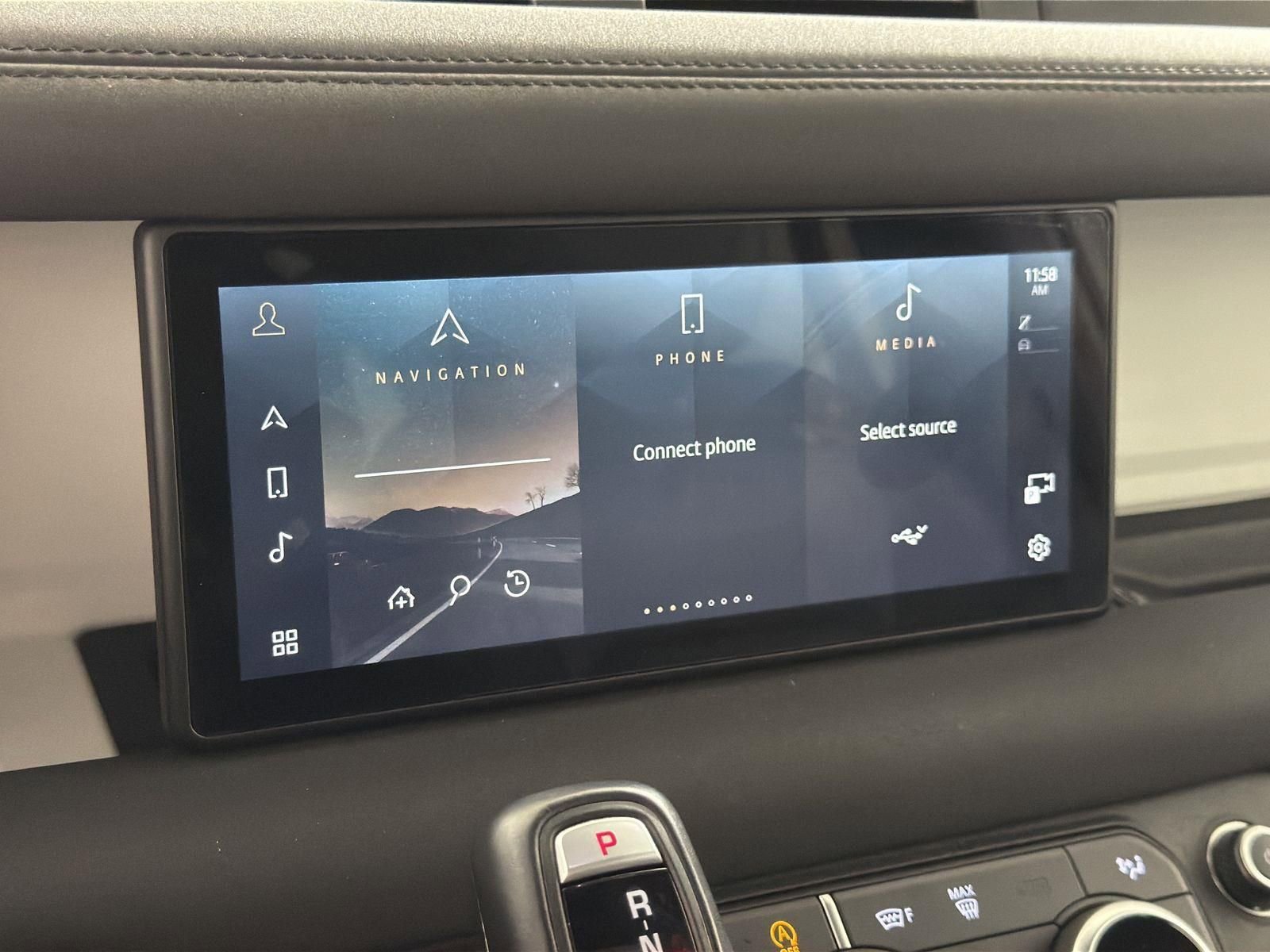 Used 2023 Land Rover Defender 110 S image 14