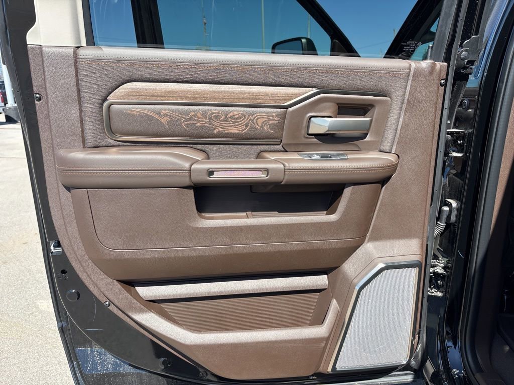 New 2026 RAM 3500 Longhorn image 41