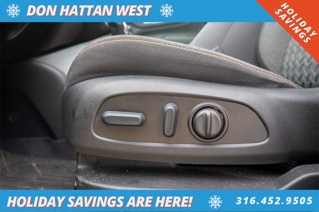 Used 2023 Chevrolet Equinox LT image 18