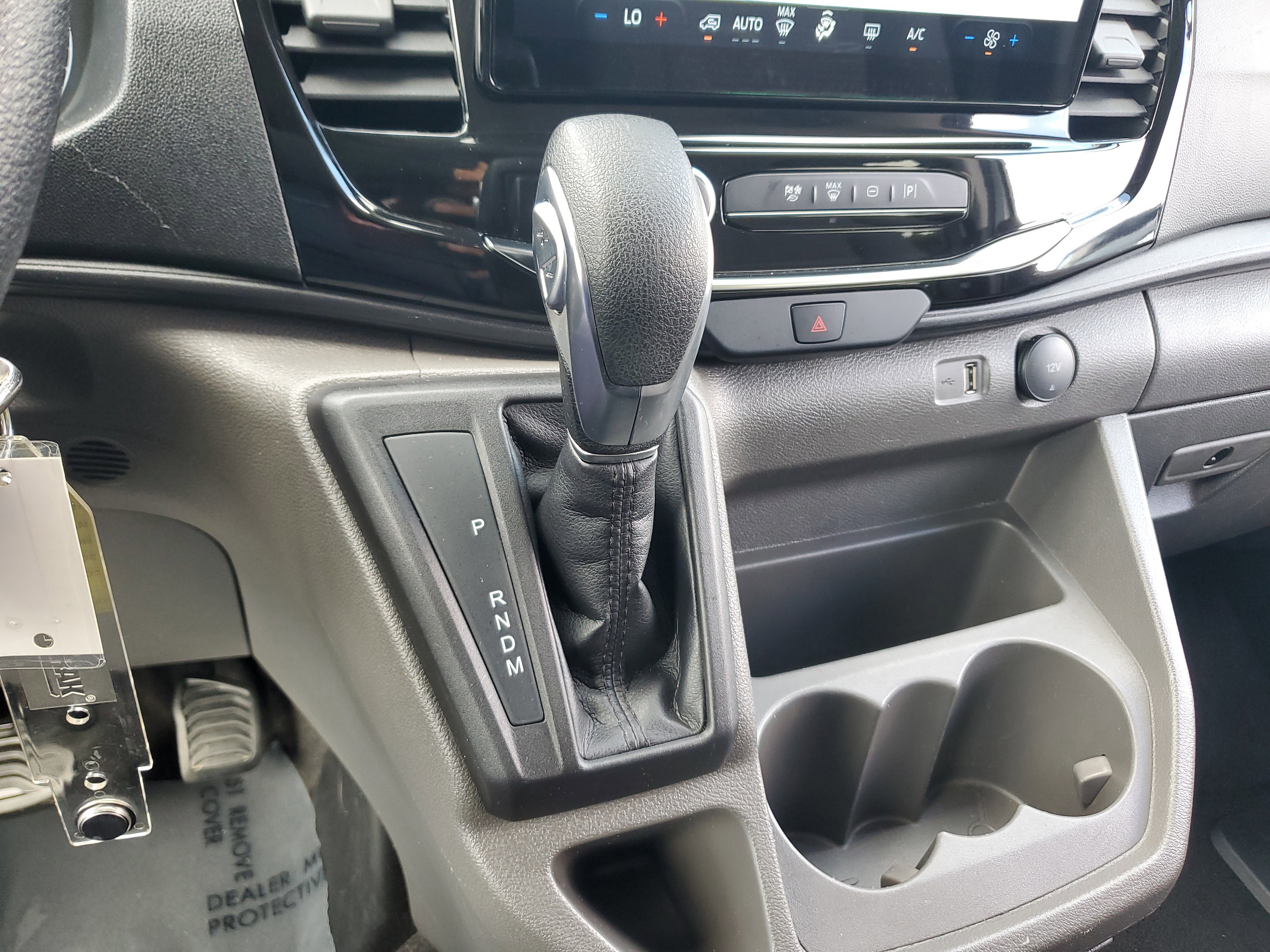 Used 2024 Ford Transit 350 XLT image 24