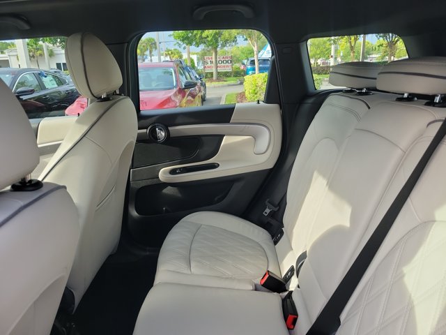 Used 2024 MINI Cooper Countryman S w/ Signature Upholstery Package FWD image 14