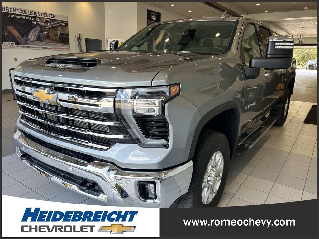 Used 2024 Chevrolet Silverado 2500 LTZ w/ LTZ Plus Package AWD/4WD image 6