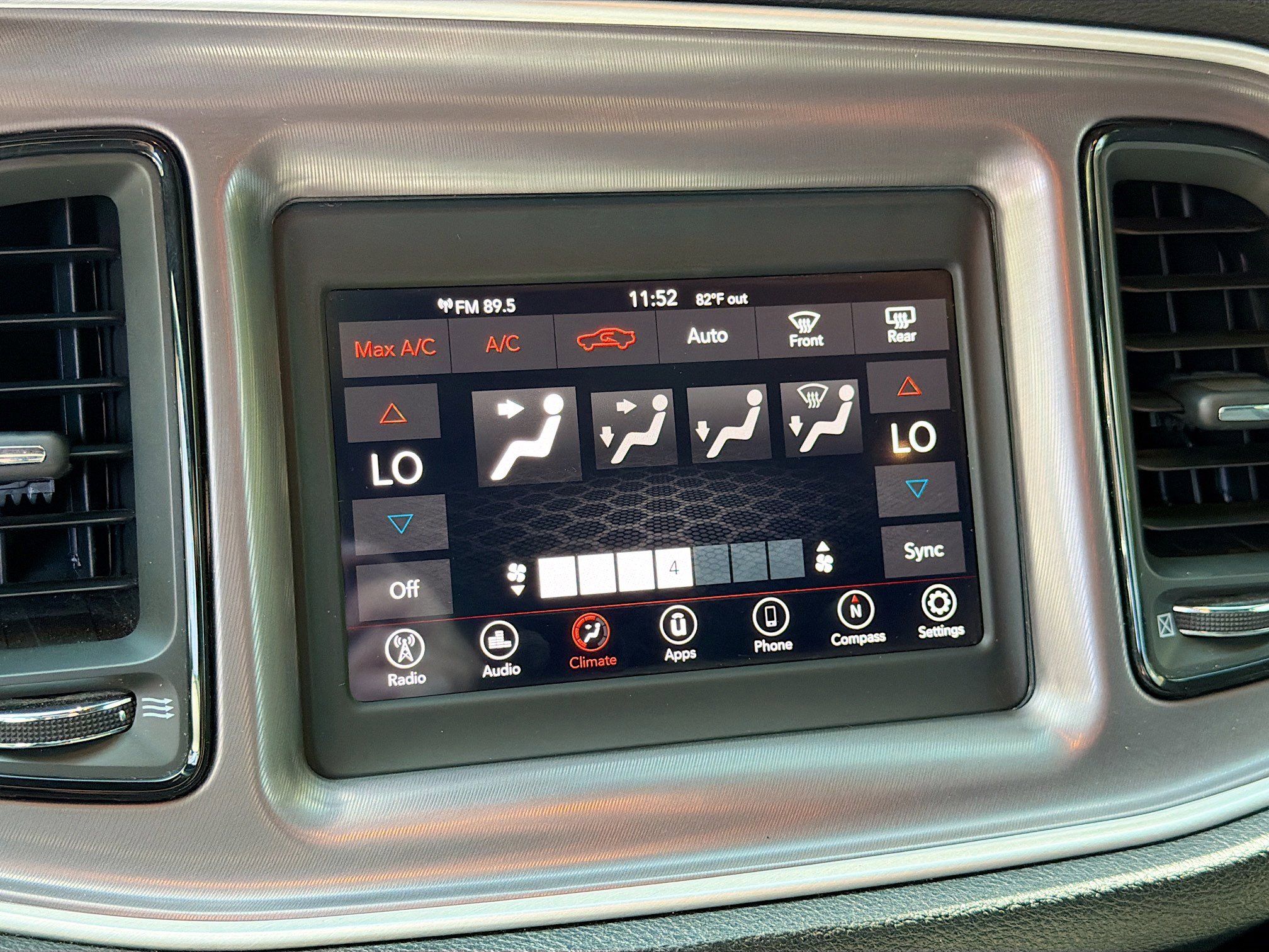 Used 2019 Dodge Challenger SXT image 32