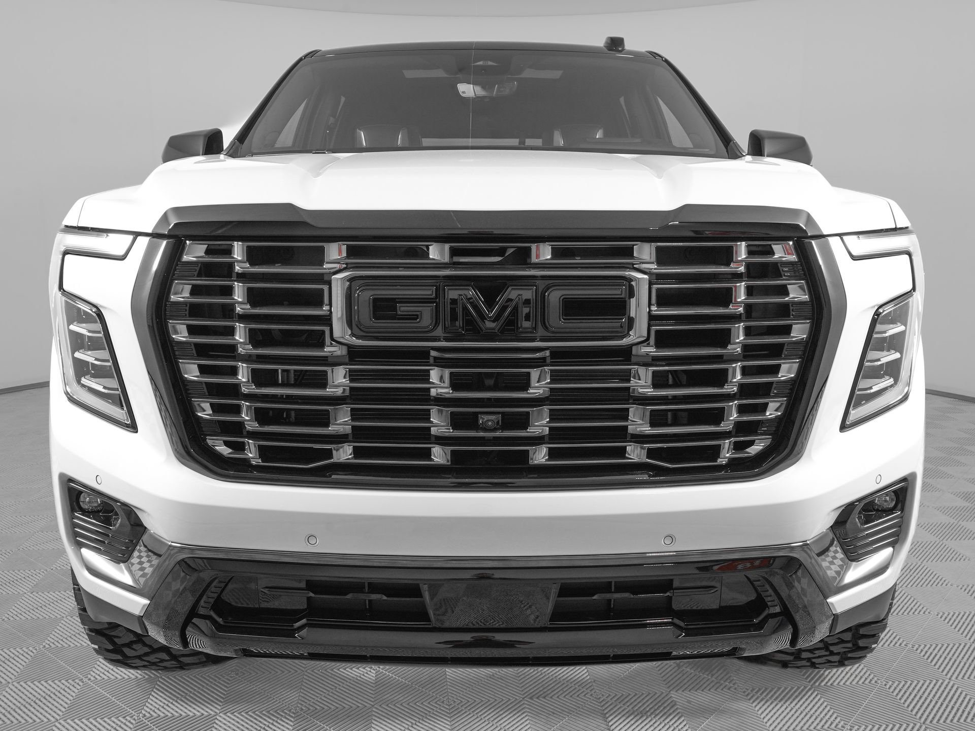 Used 2026 GMC Yukon Denali Ultimate AWD/4WD image 3