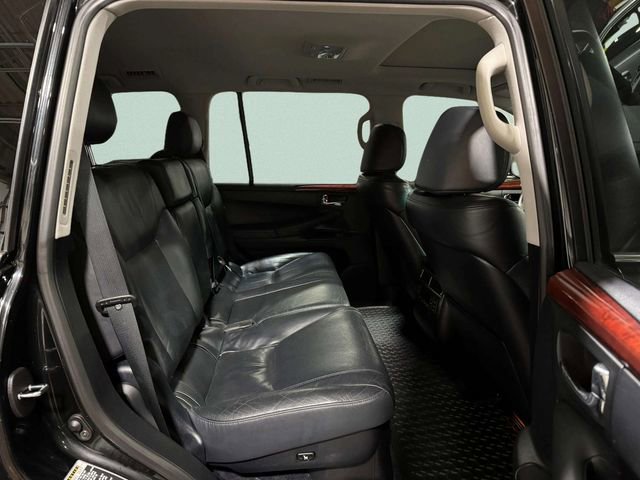Used 2011 Lexus LX 570 4WD image 29