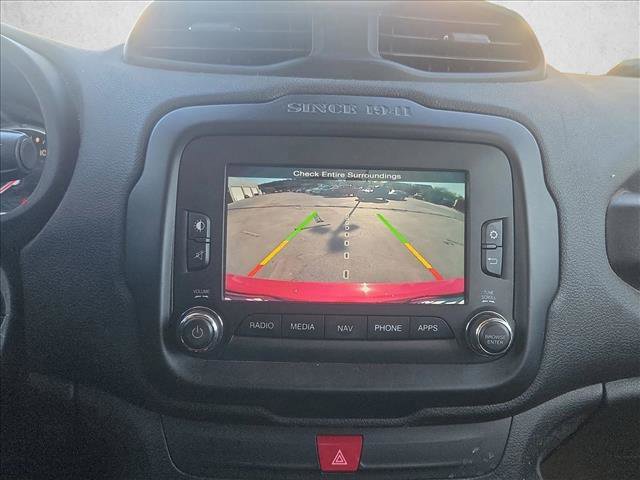 Used 2017 Jeep Renegade Trailhawk image 13