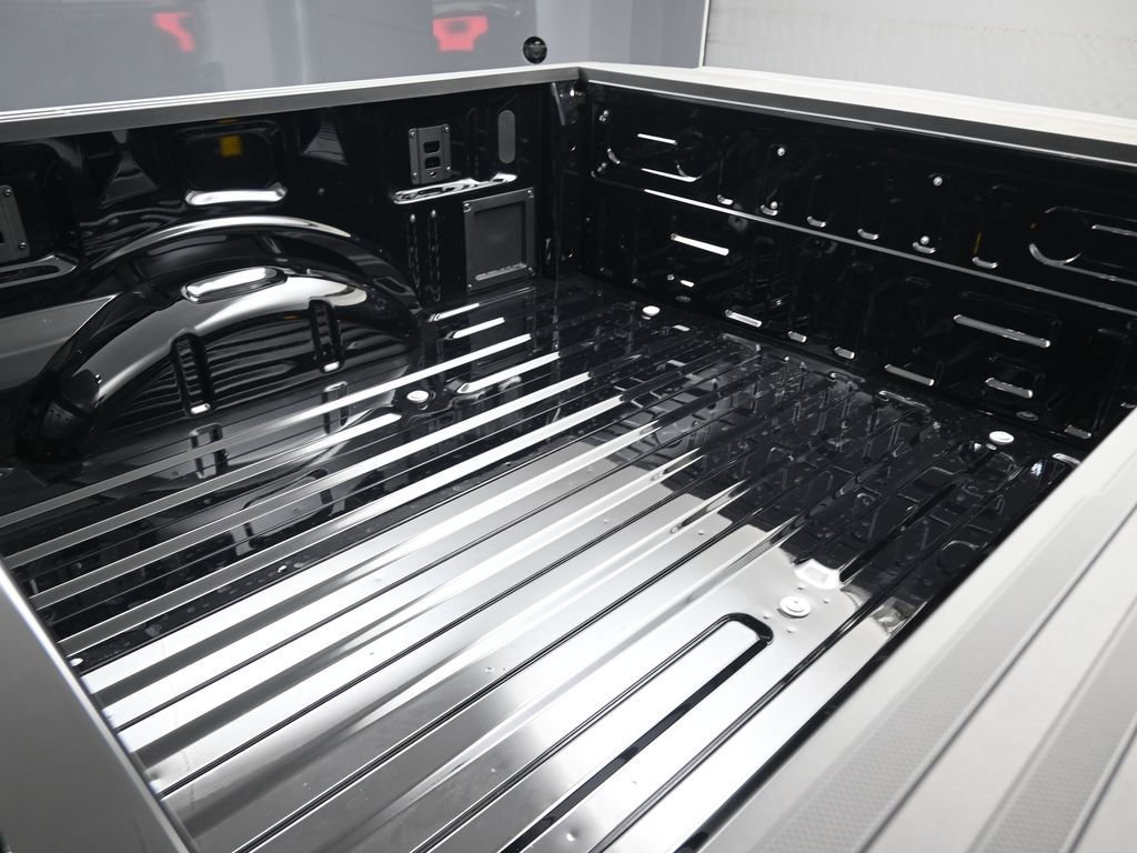 New 2025 Ford F150 Lightning XLT image 22