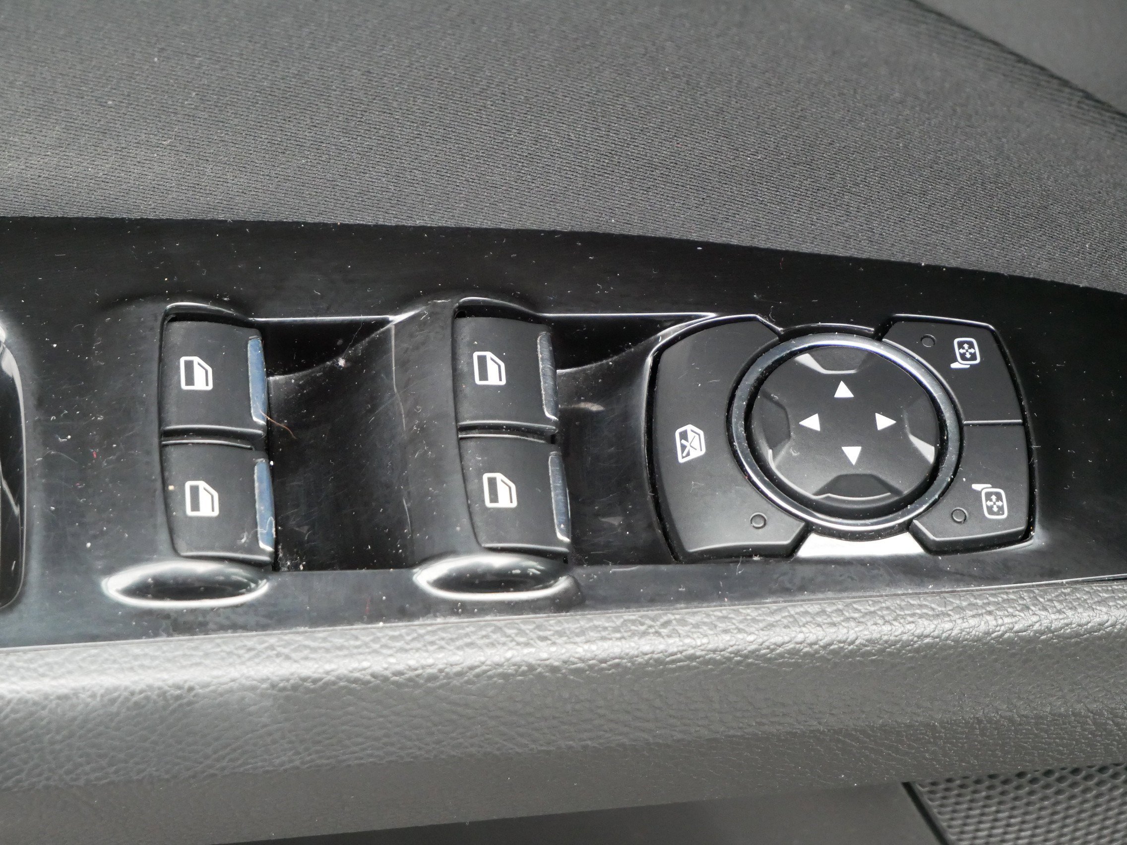 Used 2016 Ford Fusion SE image 19