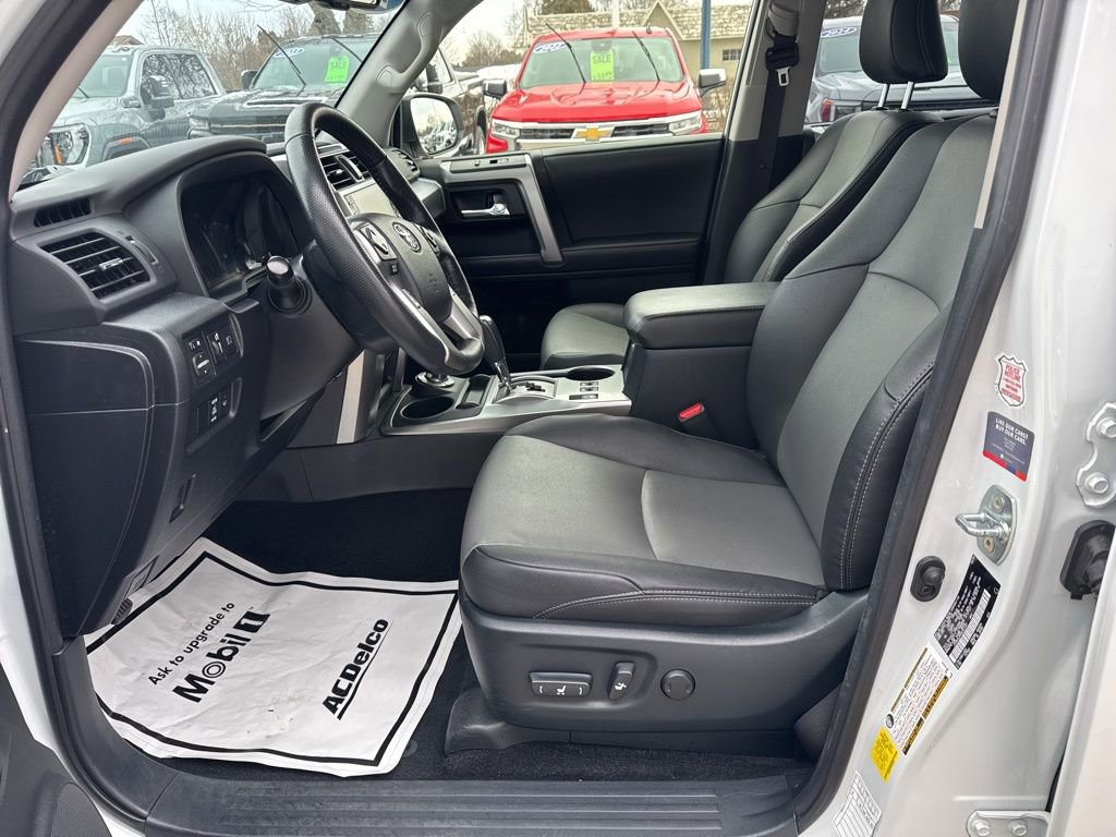 Used 2024 Toyota 4Runner SR5 Premium image 11