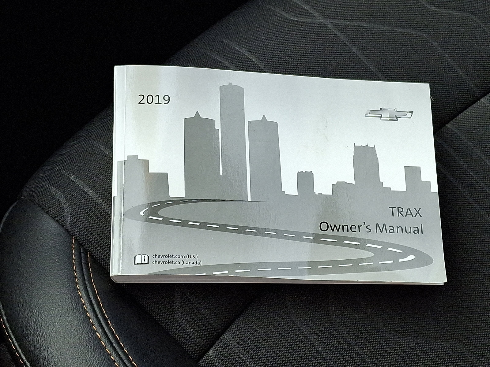 Used 2019 Chevrolet Trax LT w/ LT Convenience Package image 26