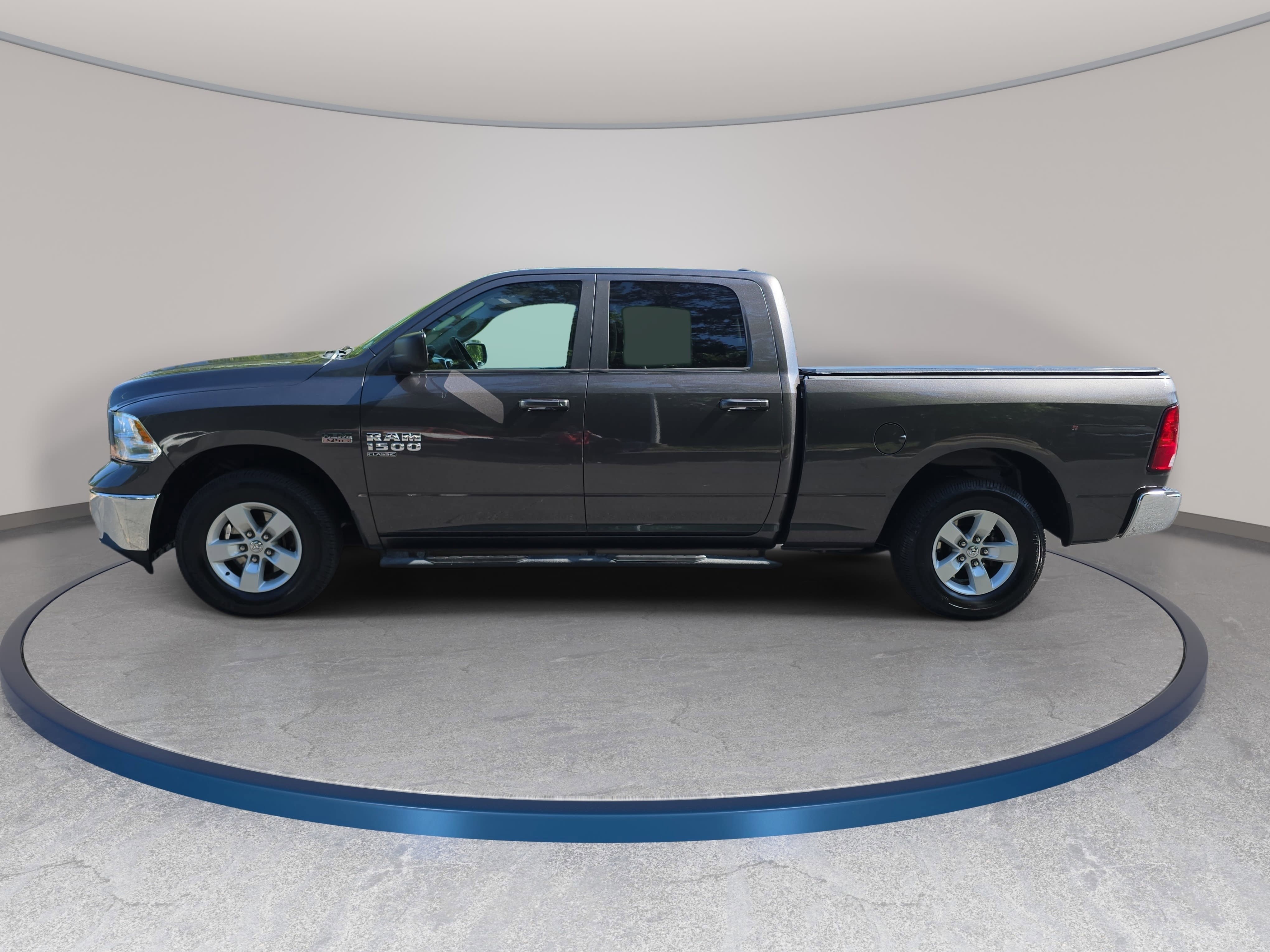 Used 2019 RAM 1500 Classic SLT RWD image 8