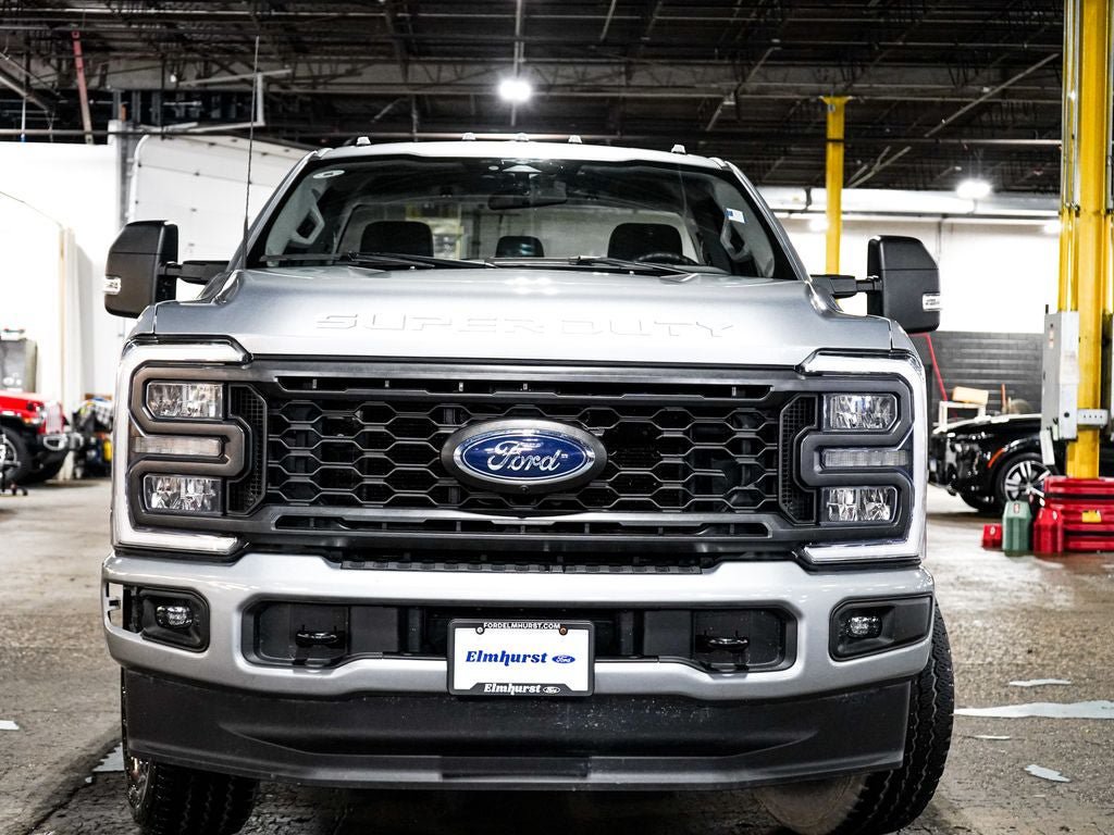 Used 2023 Ford F250 XL w/ STX Appearance Package AWD/4WD image 2