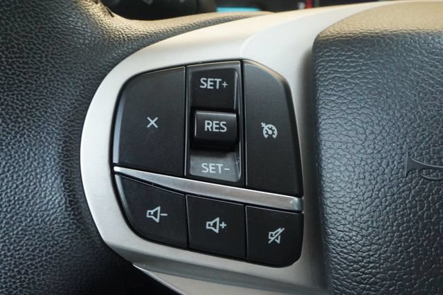 Used 2023 Ford Explorer XLT w/ Equipment Group 202A RWD image 13