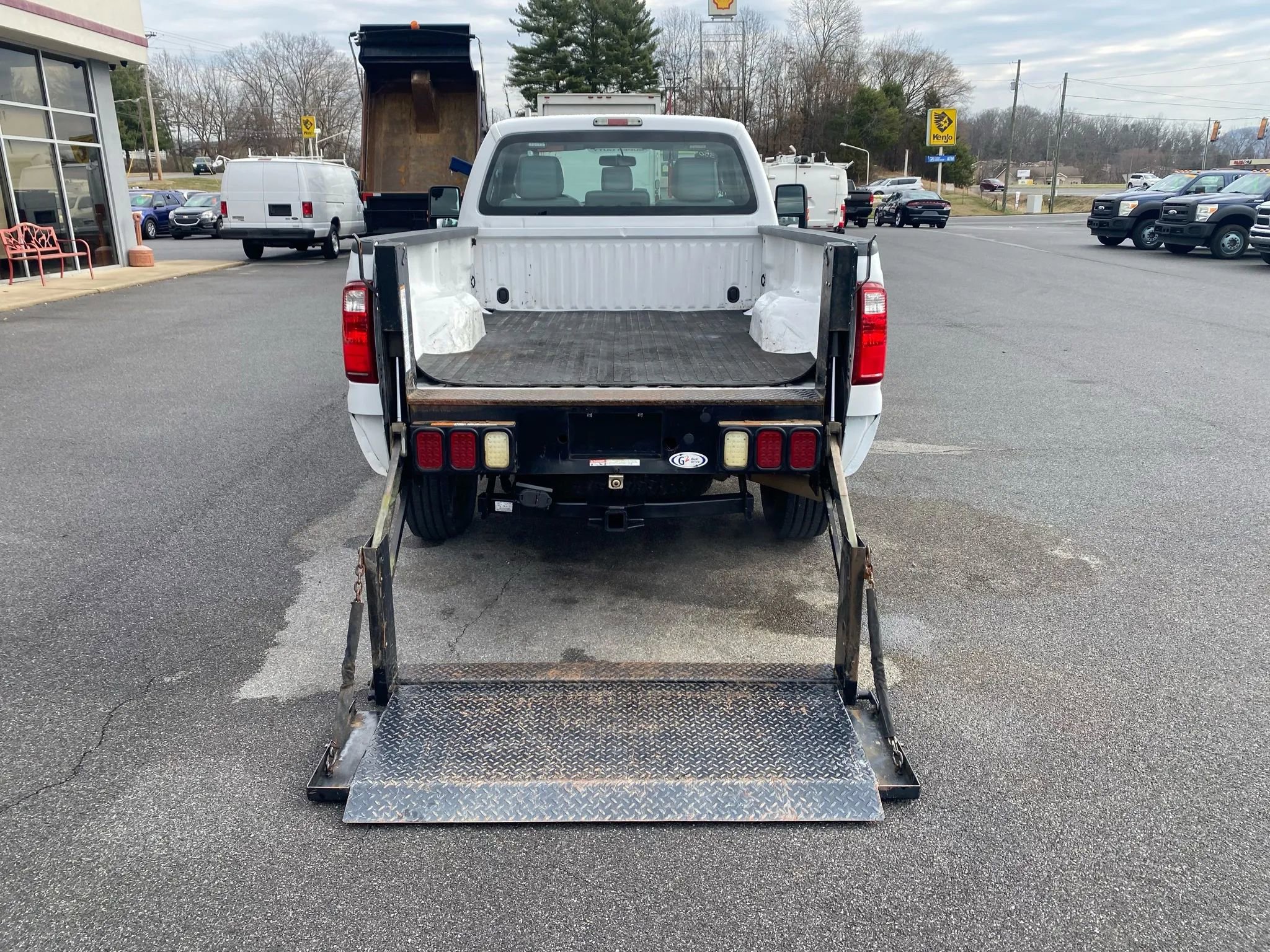 Used 2016 Ford F350 XL image 24