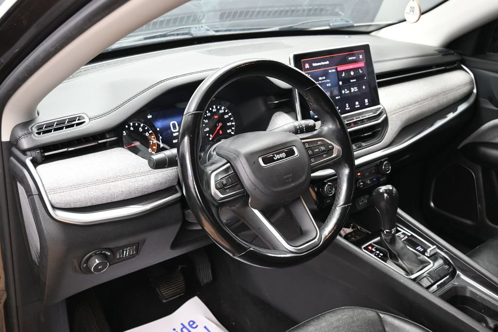 Used 2022 Jeep Compass Latitude AWD/4WD image 18