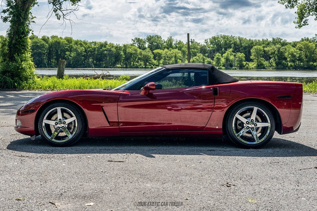 Used 2008 Chevrolet Corvette Convertible w/ Preferred Equipment Group RWD image 15