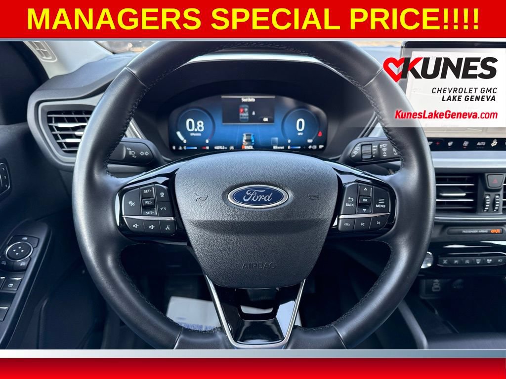 Used 2024 Ford Escape Platinum AWD/4WD image 41