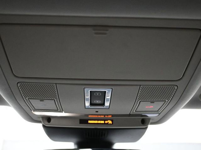 Used 2018 Jaguar E-PACE S image 15