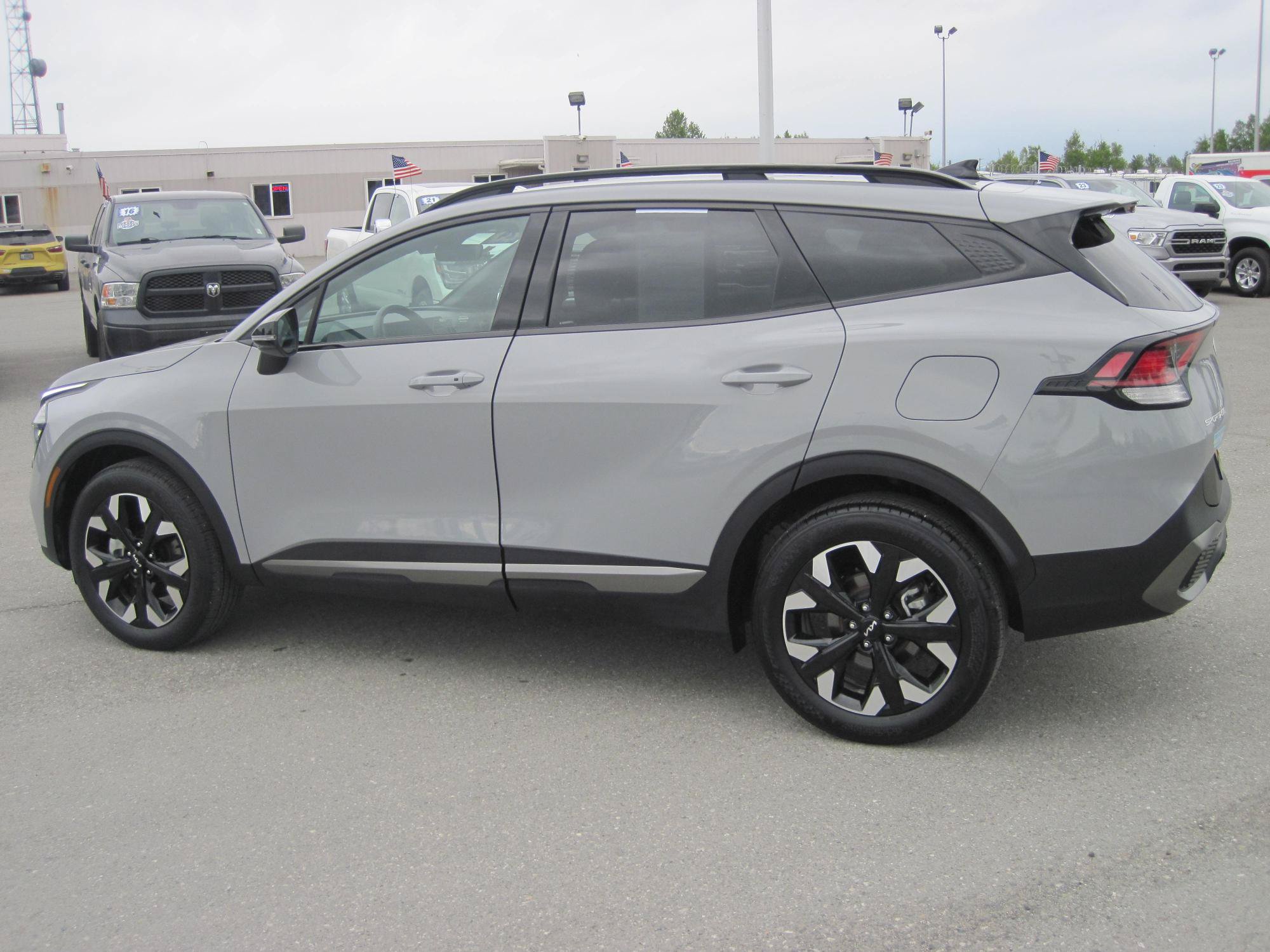 Used 2024 Kia Sportage X-Line AWD/4WD image 8