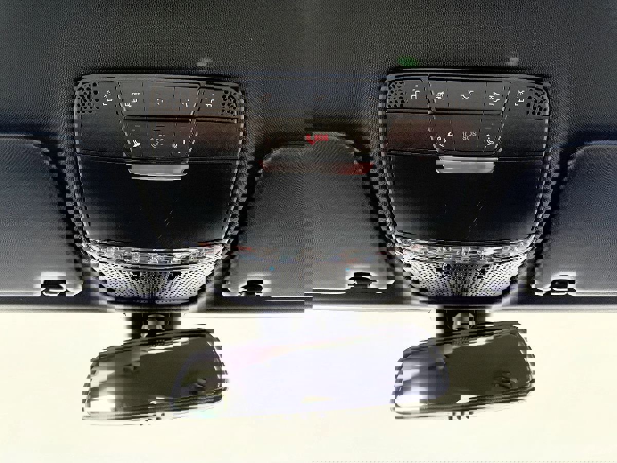 Used 2015 Mercedes-Benz C 400 4MATIC image 50