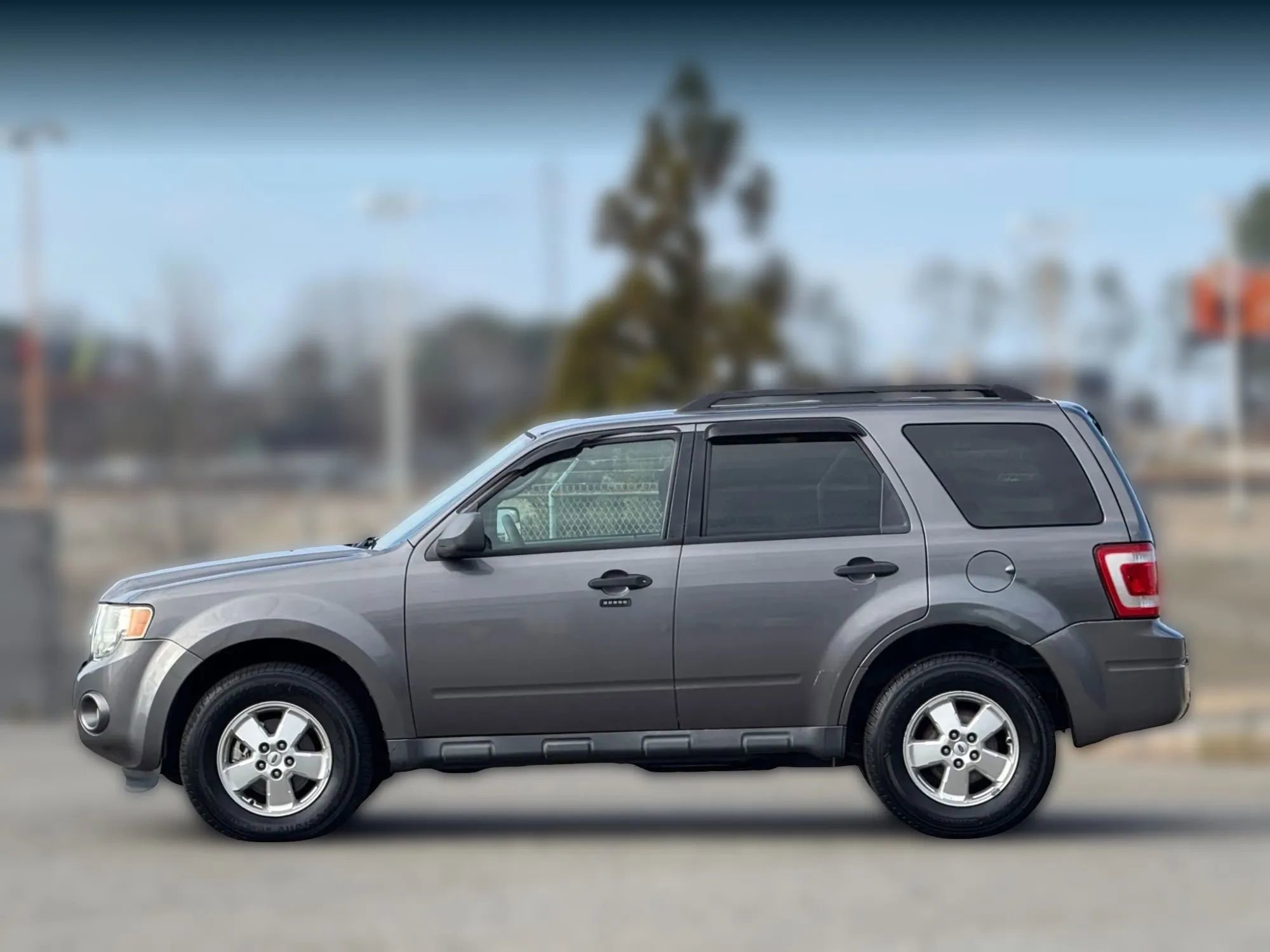 Used 2011 Ford Escape XLT w/ 202A Rapid Spec Order Code image 8