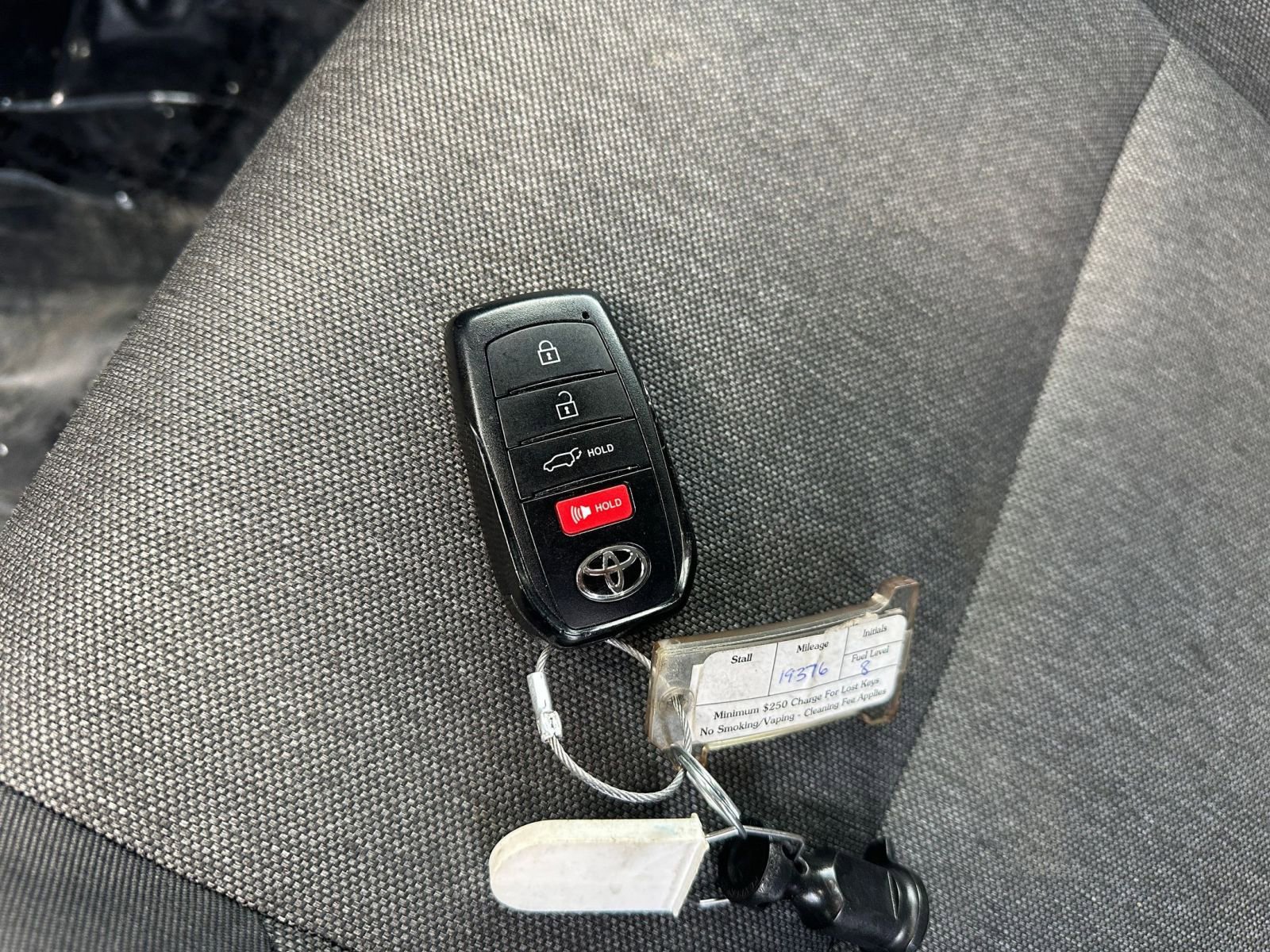 Used 2025 Toyota Camry LE image 22