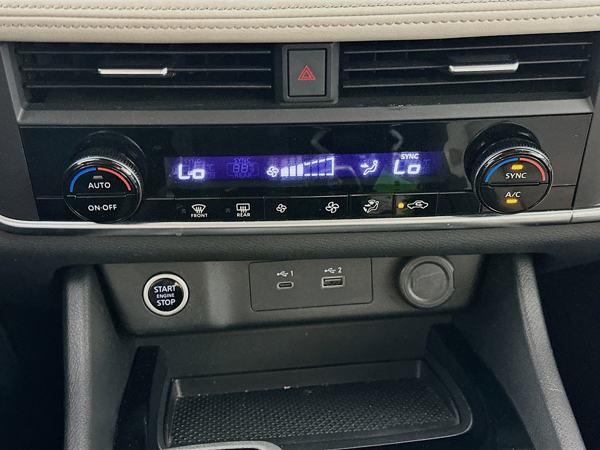 Used 2023 Nissan Rogue SV FWD image 23
