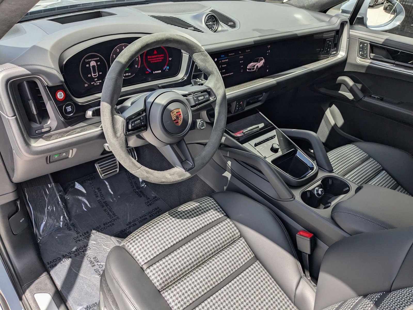 New 2025 Porsche Cayenne S AWD/4WD image 4