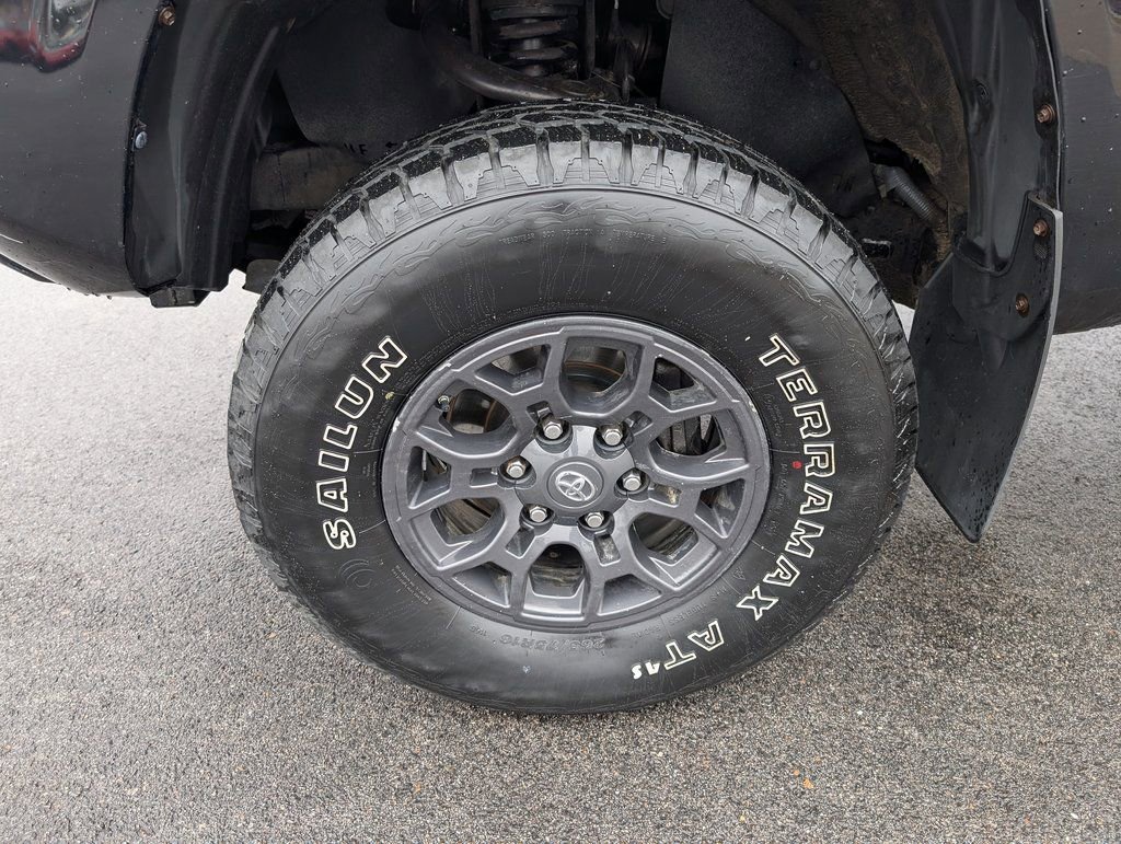 Used 2016 Toyota Tacoma SR w/ SR Convenience Package image 11