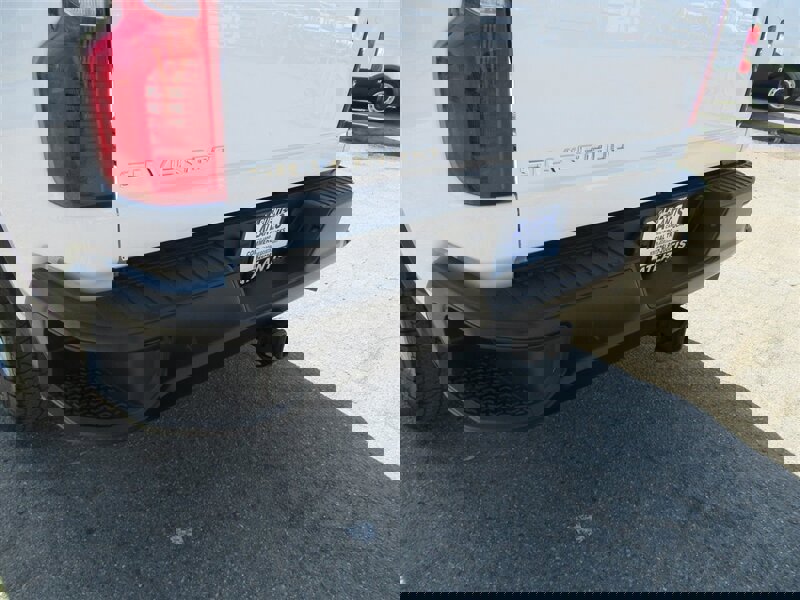 Used 2021 Chevrolet Silverado 2500 W/T image 30