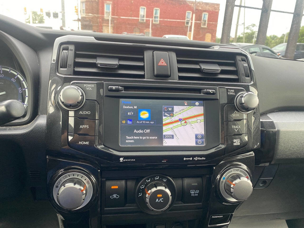 Used 2018 Toyota 4Runner Limited image 19