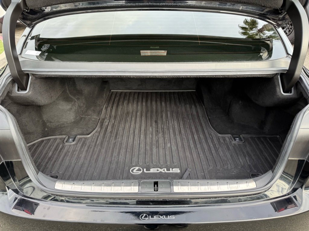 Used 2019 Lexus LS 500 AWD w/ Interior Upgrade Package image 19