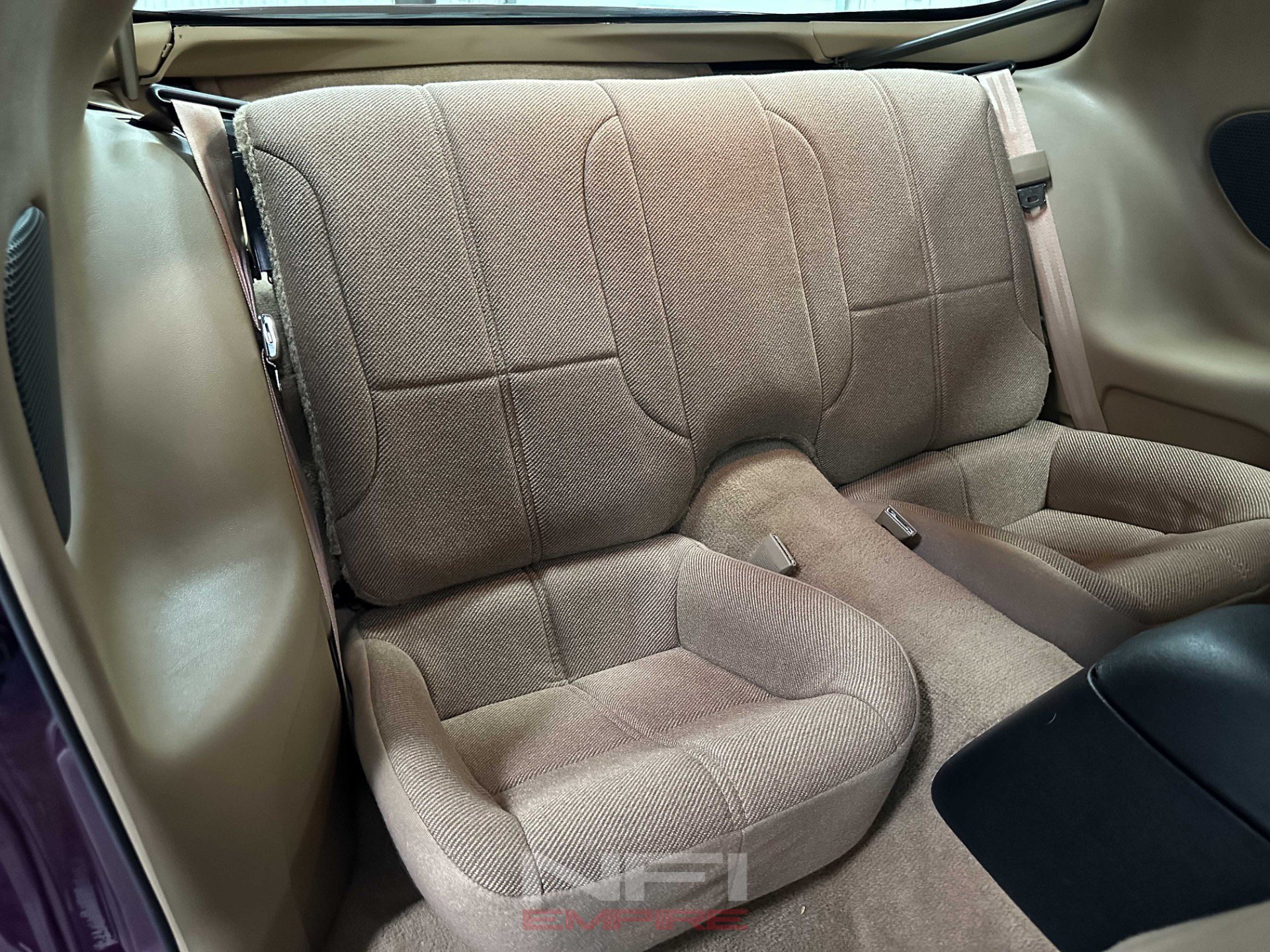 Used 1995 Chevrolet Camaro Z28 RWD image 36