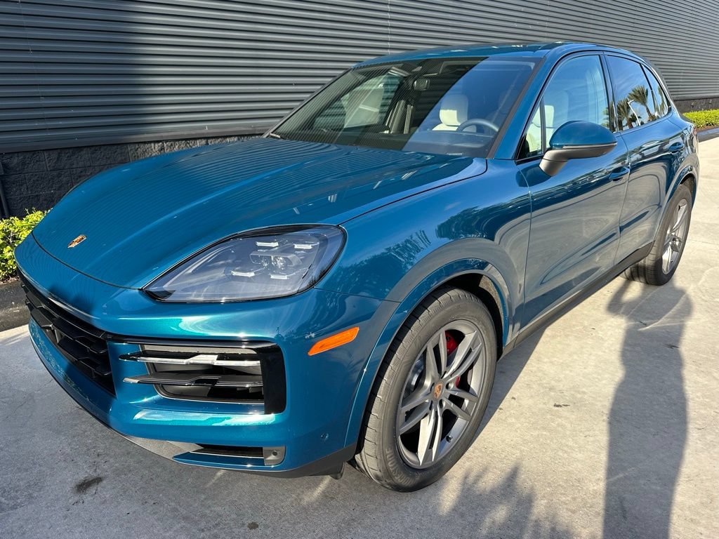 Used 2026 Porsche Cayenne S AWD/4WD image 7