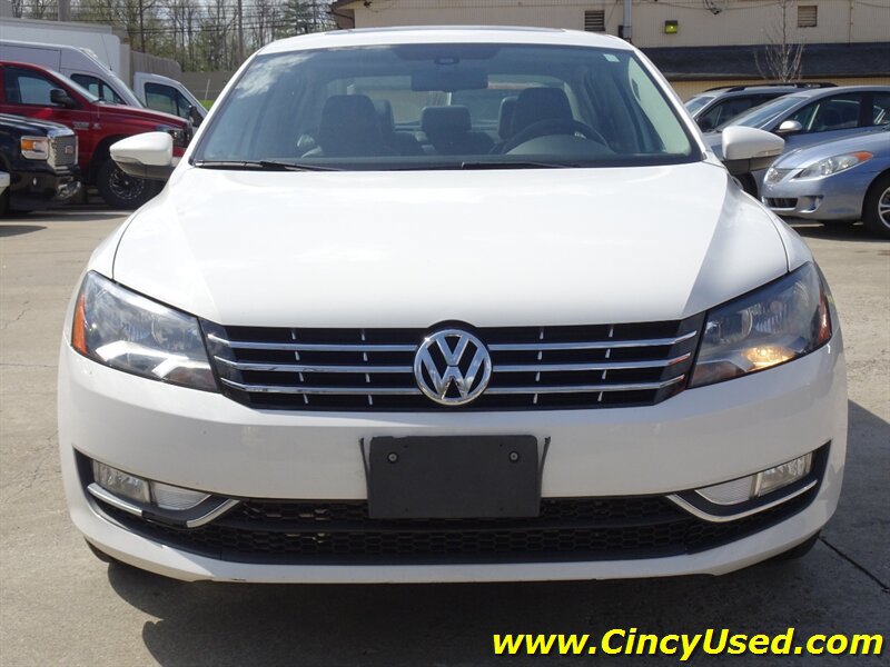 Used 2013 Volkswagen Passat 3.6 SEL Premium FWD image 2