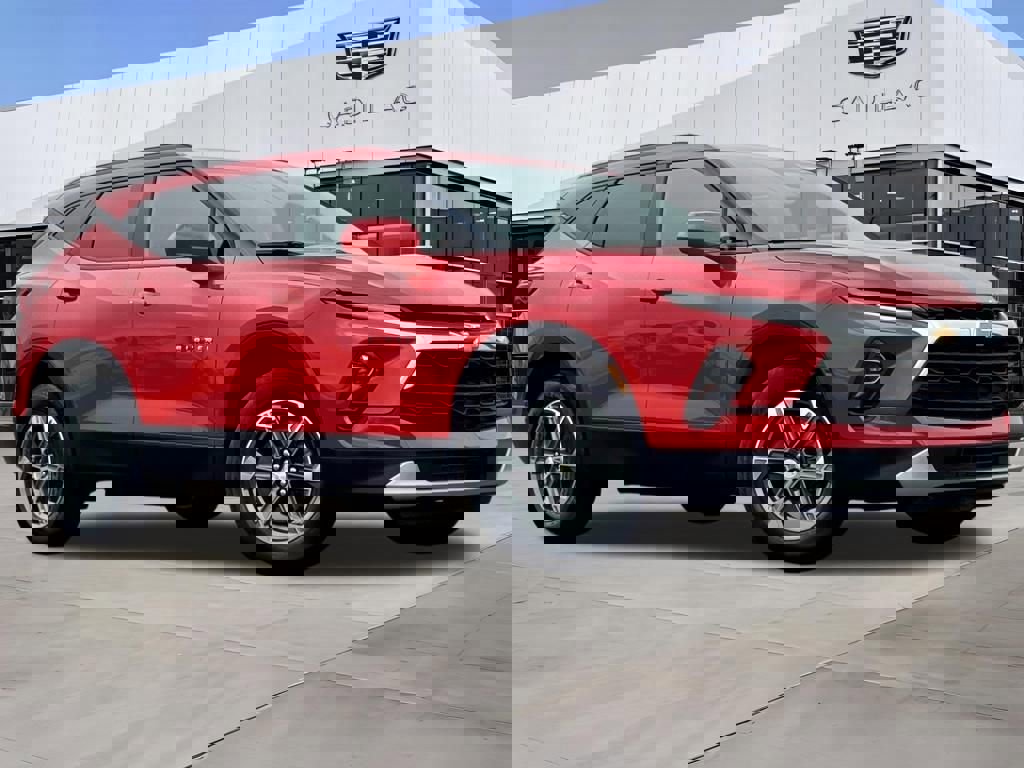 Used 2024 Chevrolet Blazer LT w/ Convenience Package image 2