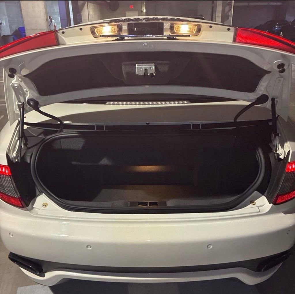 Used 2016 Maserati GranTurismo Sport image 22