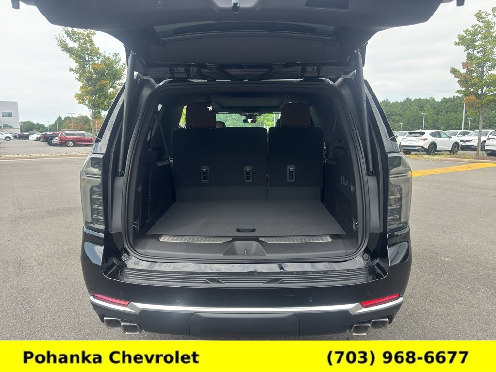 New 2026 Chevrolet Suburban High Country AWD/4WD image 32